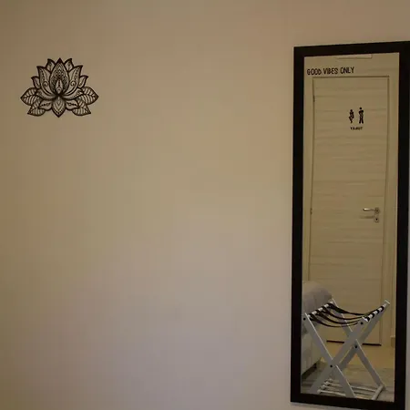 Vesuvioserenityroom Bed & Breakfast *